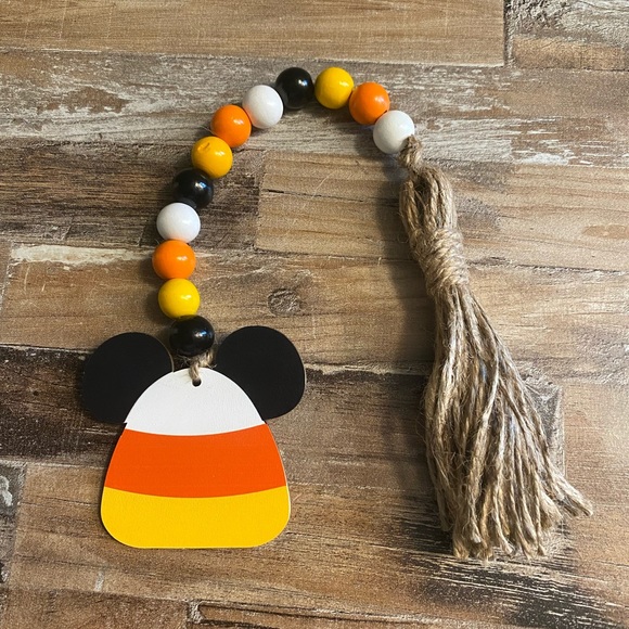 Disney Other - 💜 Mickey Mouse candy corn wood beaded Garland new